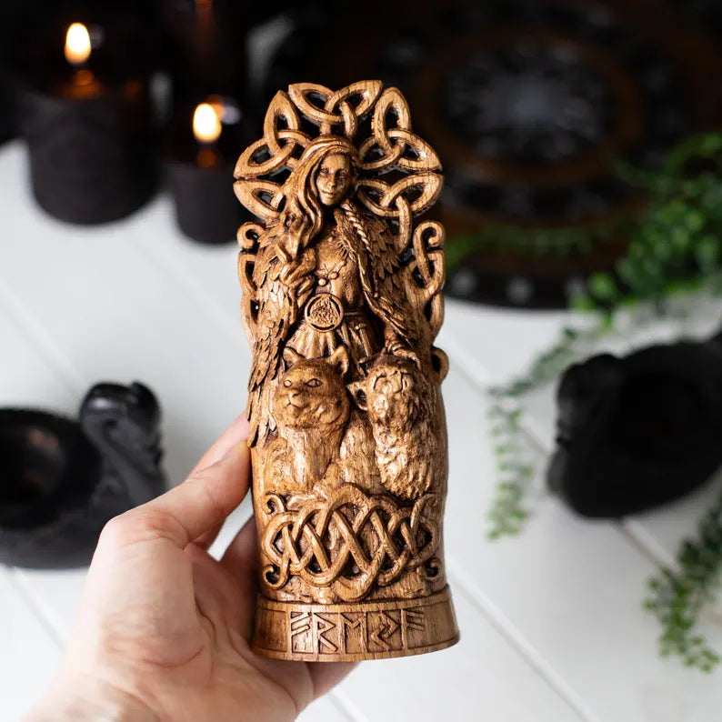 Freyja Statue – Norse Goddess of Love & Beauty, Viking Gift and Nordic Home Decor, VK0007