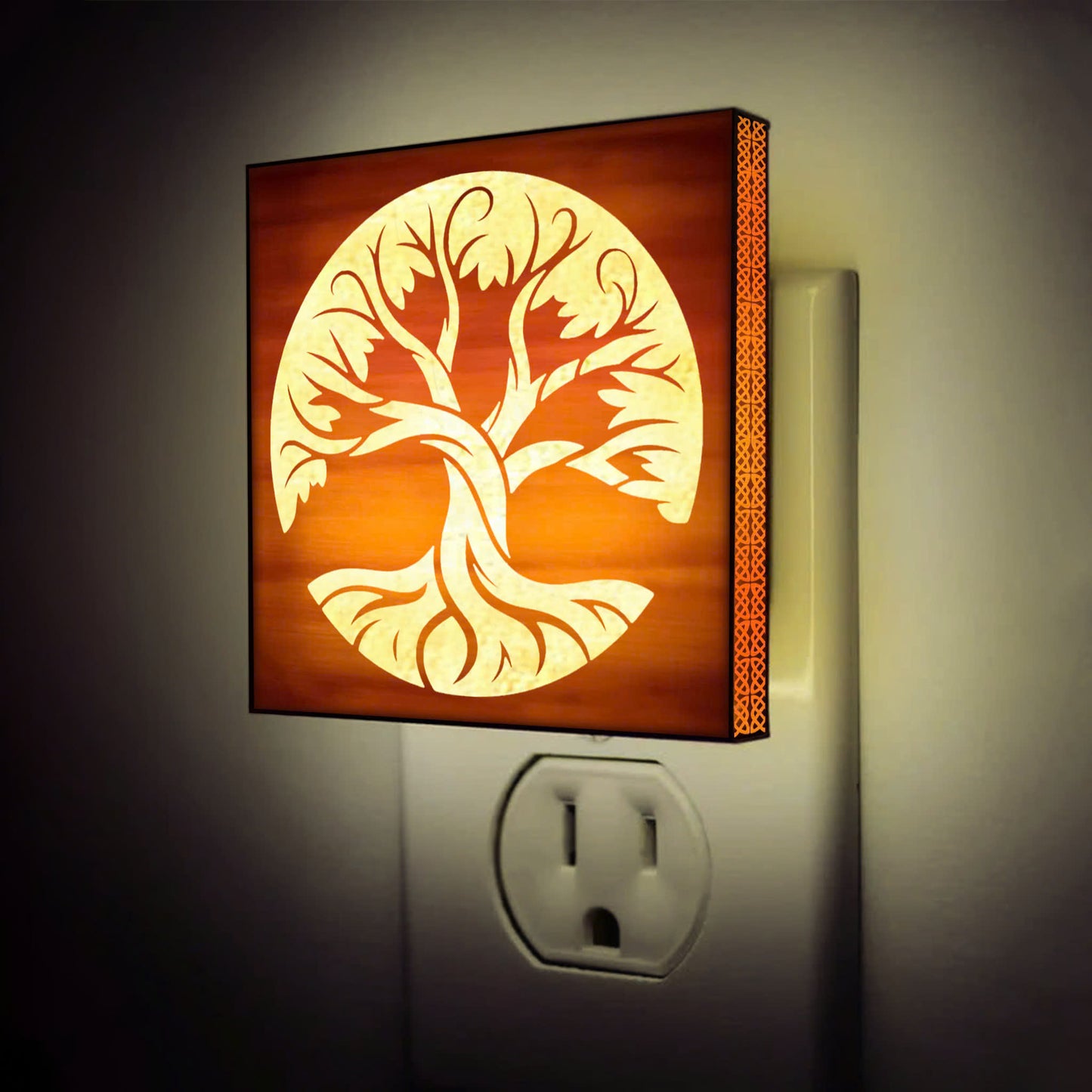 FORM NIGHTLIGHT