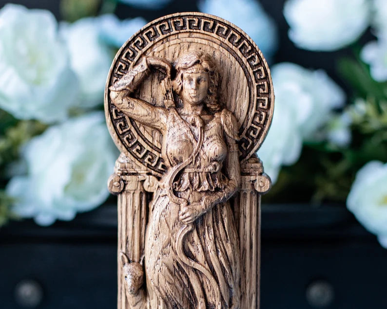 Handcrafted Wooden Artemis Statue – Goddess of the Hunt, Freedom and Wild Nature, GR0008