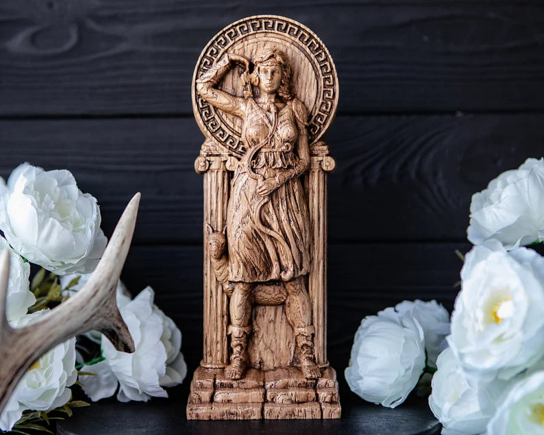 Handcrafted Wooden Artemis Statue – Goddess of the Hunt, Freedom and Wild Nature, GR0008