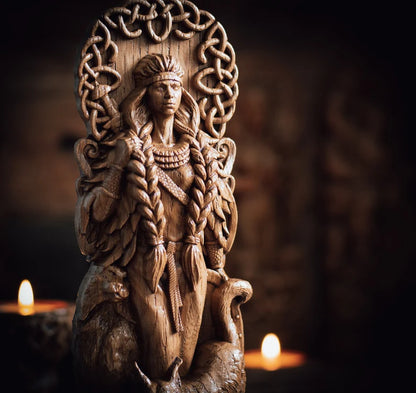 Freyja Statue – Norse Goddess of Love & Beauty, Viking Gift and Nordic Home Decor, VK0008
