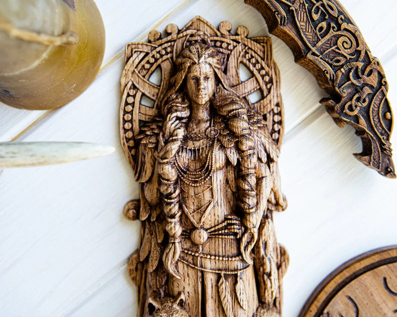Freyja (Freya) Statue – Norse Goddess of Love & Beauty, Viking Gift and Nordic Home Decor, VK0043