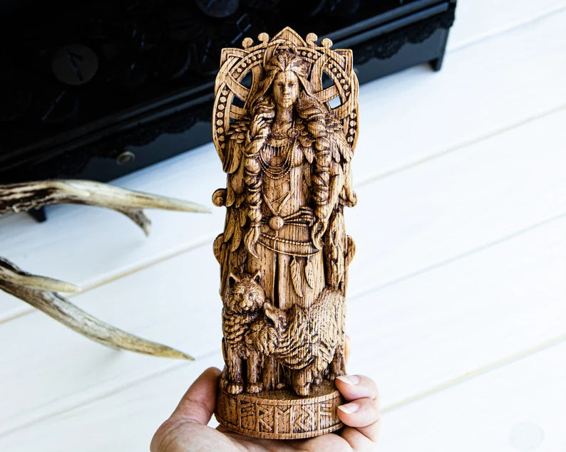 Freyja (Freya) Statue – Norse Goddess of Love & Beauty, Viking Gift and Nordic Home Decor, VK0043