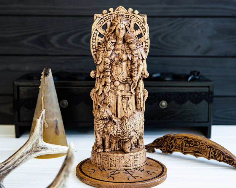Freyja (Freya) Statue – Norse Goddess of Love & Beauty, Viking Gift and Nordic Home Decor, VK0043