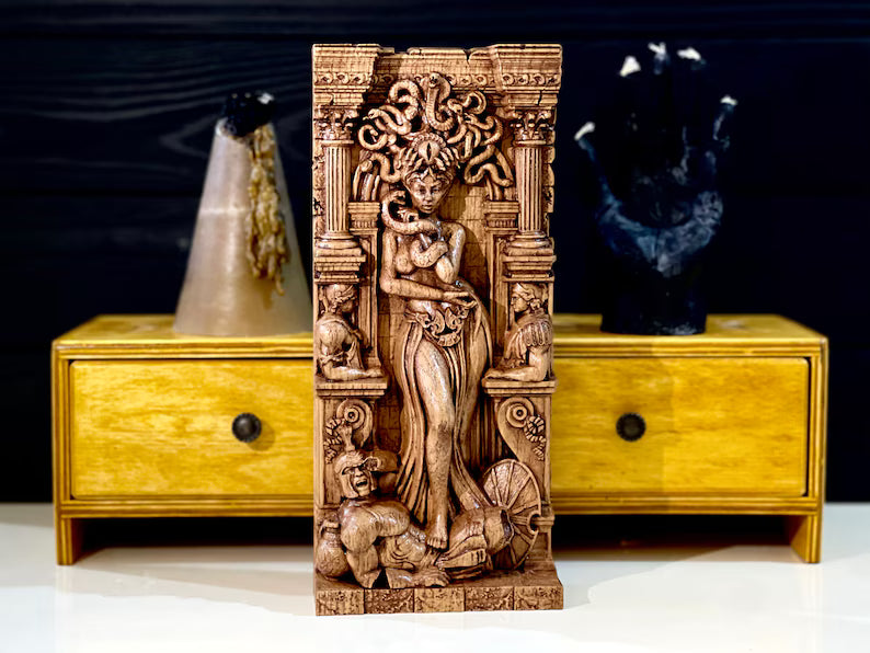Handcrafted Wooden Medusa Statue – Symbol of Strength, Protection and Transformation, GR0014