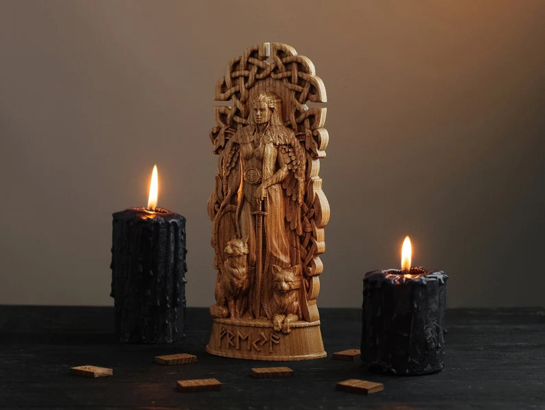 Personalized Freyja Wooden Statue – Custom Runes, Viking Gift & Nordic Decor