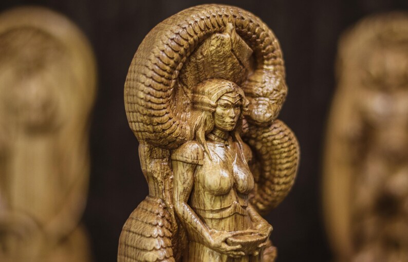 Sigyn (Sigunn, Sigryn) Statue – Symbol of Loyalty and Devotion, Handcrafted Viking Decor, Nordic Mythology Gift, VK0039