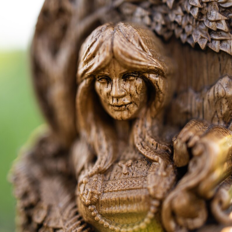 Eir Statue – Norse Goddess of Healing and Compassion, Handcrafted Viking Decor, Nordic Mythology Gift, VK0020