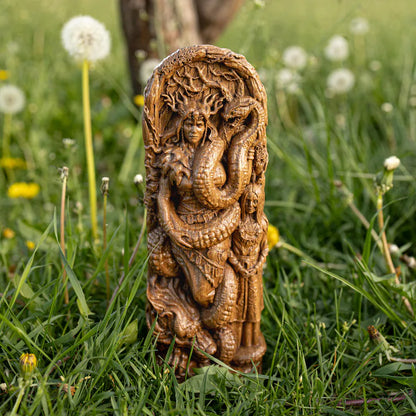 Angrboda Statue – Norse Goddess of Wisdom and Mystery, Handcrafted Viking Decor, Nordic Mythology Gift, VK0023