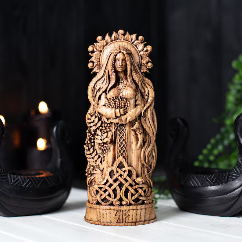 Sif Statue – Symbol of Grace, Loyalty and Inner Strength, Handcrafted Nordic Decor & Heritage Gift, VK0037